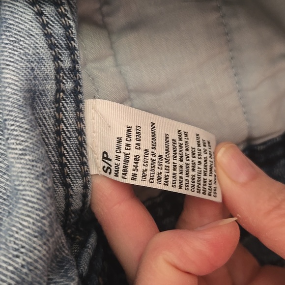 American Eagle Distressed Cropped Denim Jacket Size Small - Picture 5 of 6